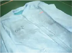 洗浄後の静電服
