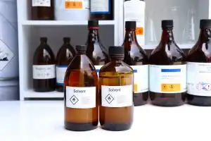 溶剤