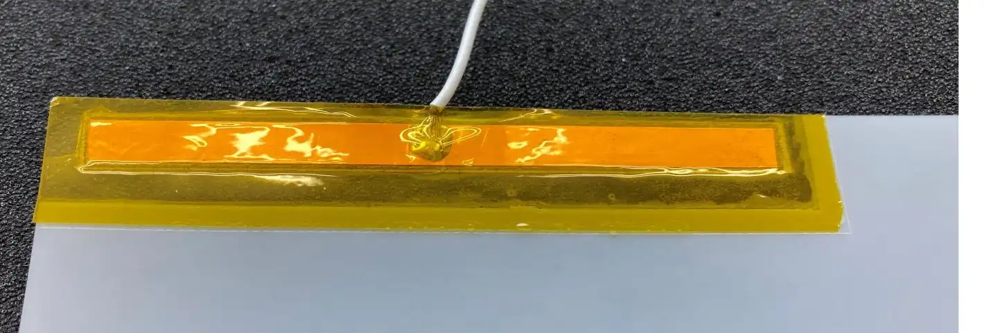 はんだを使用した取り出し電極